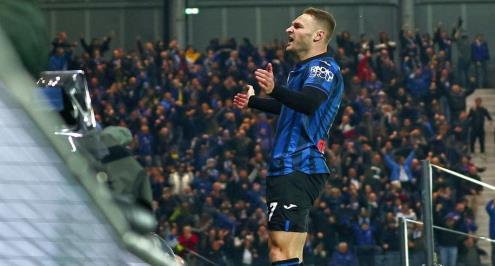 أتالانتا يصعد لمواجهة يوفنتوس في نهائي كأس إيطاليا برباعية في شباك فيورنتينا